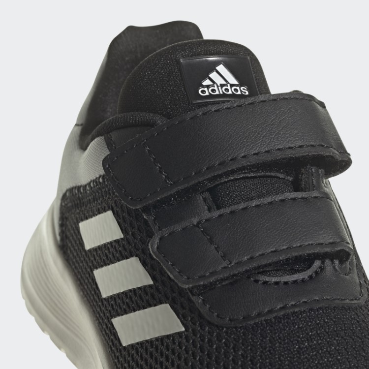Tênis De Corrida Adidas Tensaur Cinza Quente