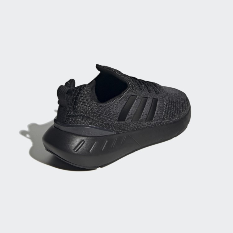 Tênis Adidas Swift Run 22 Cinza