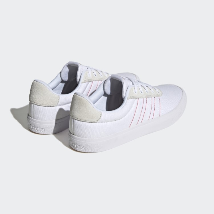 Sapato Vulc Raid3r Com As Três Listras Branco Adidas