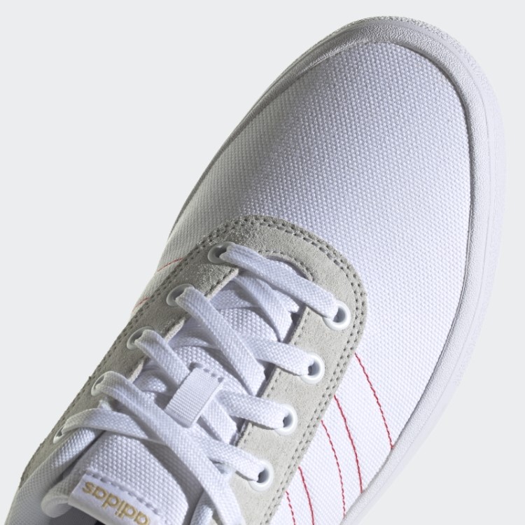 Sapato Vulc Raid3r Com As Três Listras Branco Adidas