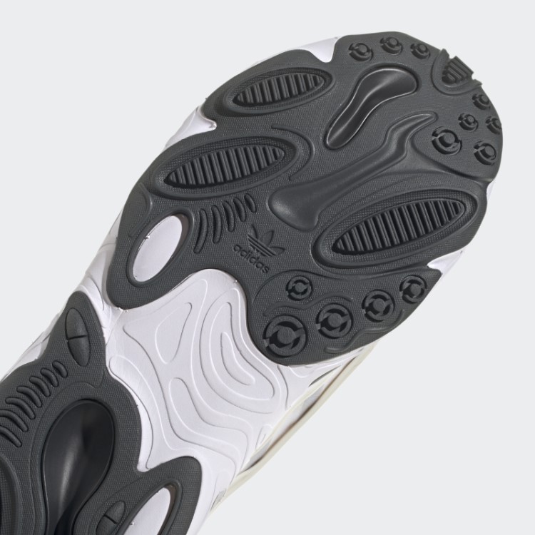 Sapatos Adidas Oznova Não Tingidos