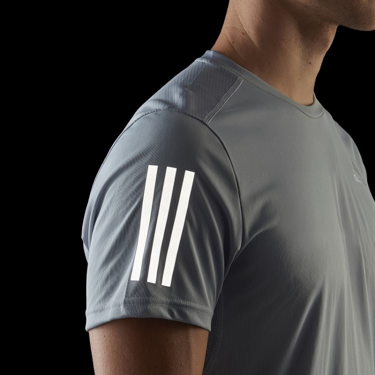 Adidas Prata Possui A Camiseta Run