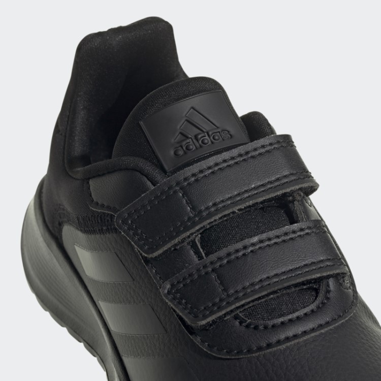 Tênis De Corrida Preto Adidas Tensaur Quente