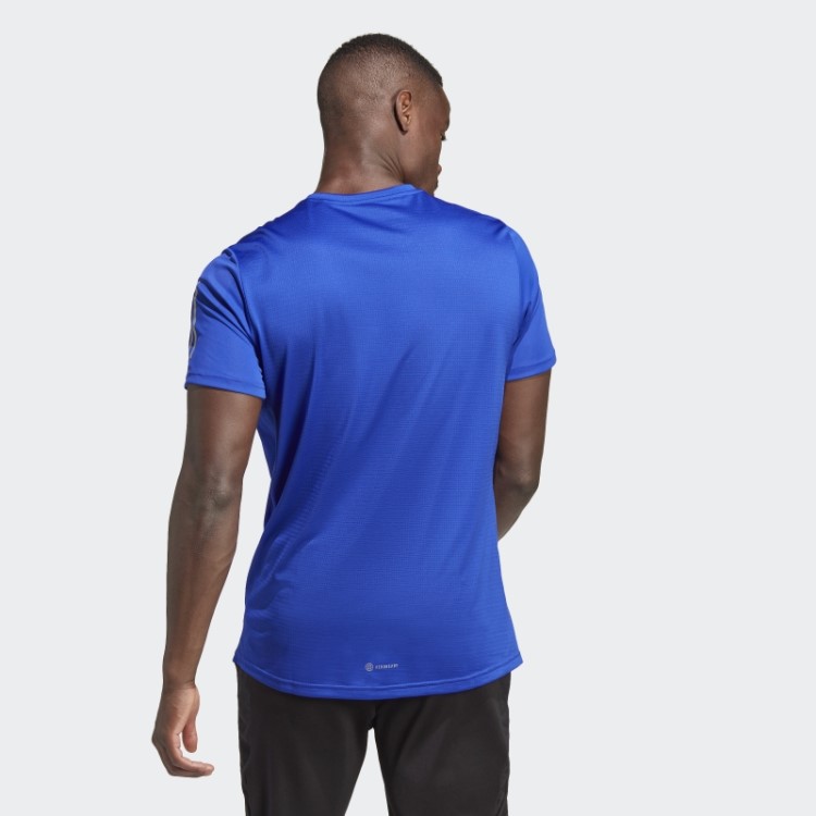 Azul Possui A Camiseta Run Adidas