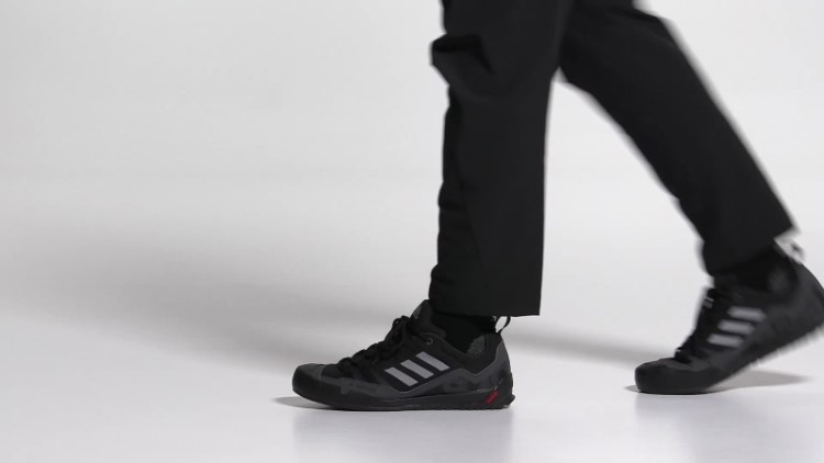 Tênis Adidas Terrex Swift Solo Abordagem Preto