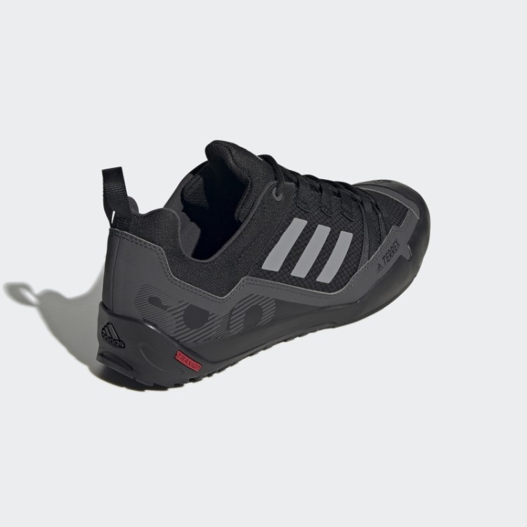 Tênis Adidas Terrex Swift Solo Abordagem Preto