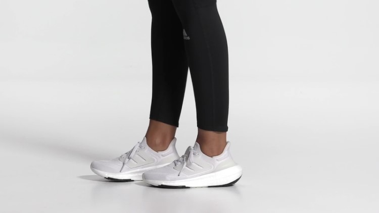 Tênis Adidas Ultraboost Light Branco