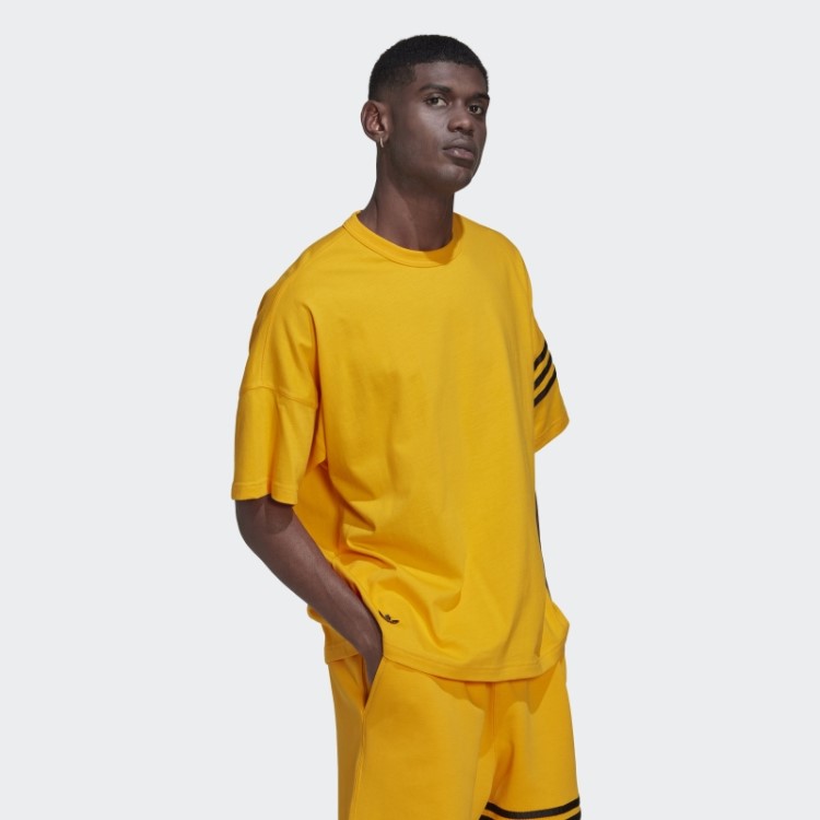 Camiseta Adidas Gold Adicolor Neuclassics