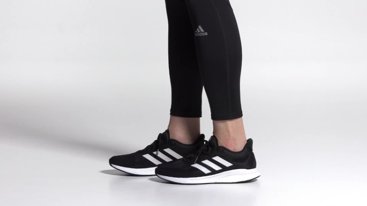 Sapatos Supernova Adidas Preto
