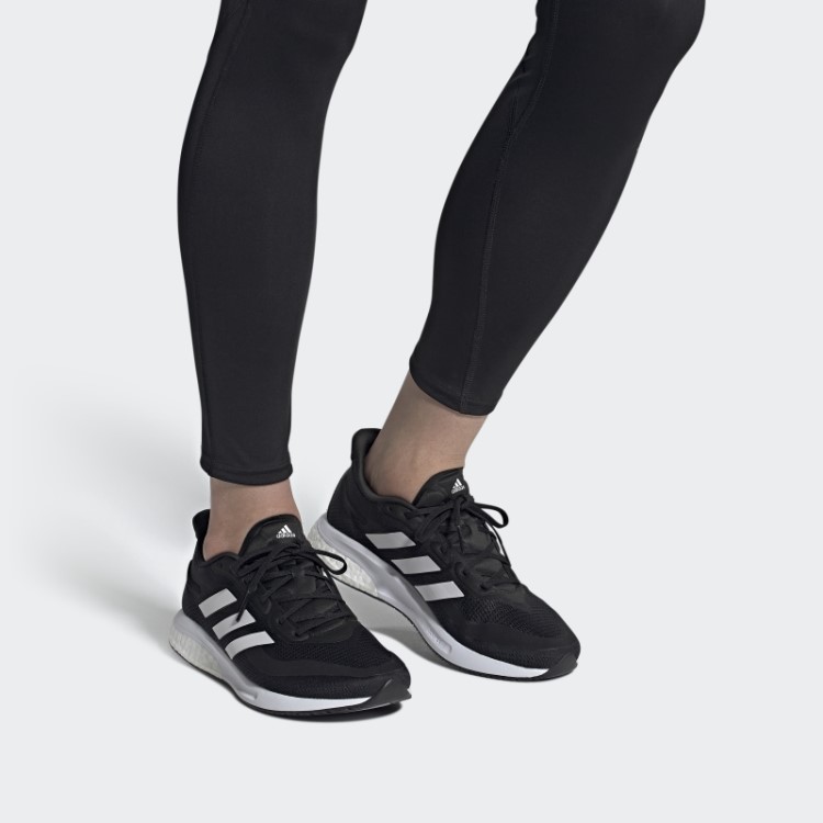 Sapatos Supernova Adidas Preto