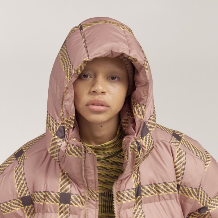 Adidas By Stella Mccartney Jaqueta De Inverno Curta Acolchoada E Estampada Camel Hot