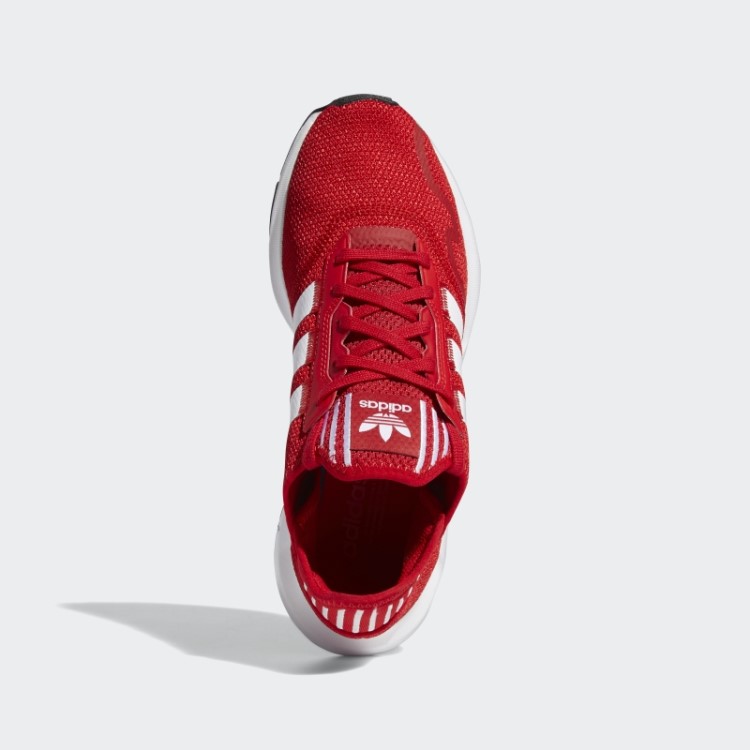 Tênis Adidas Scarlet Swift Run X