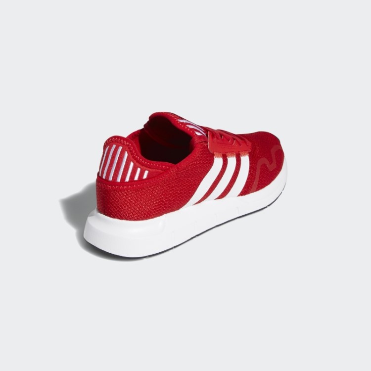 Tênis Adidas Scarlet Swift Run X