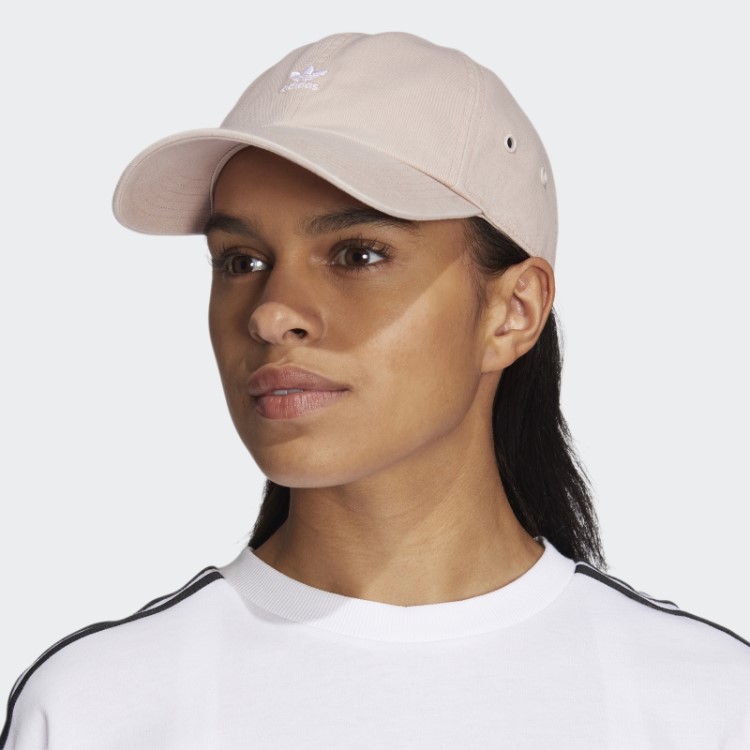 Boné Bege Com Mini Logo Adidas Relaxado