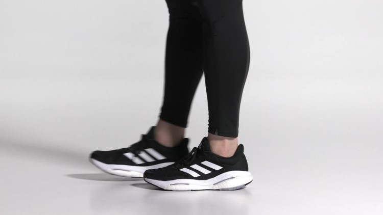 Tênis De Corrida Preto Adidas Solar Glide 5 Largo