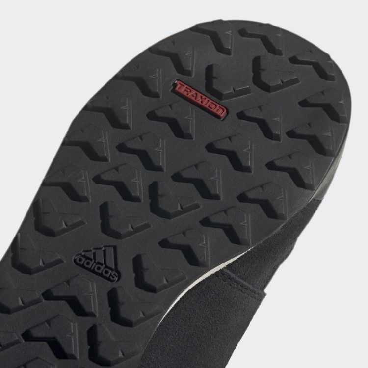 Tênis Adidas Climawarm Snowpitch Preto