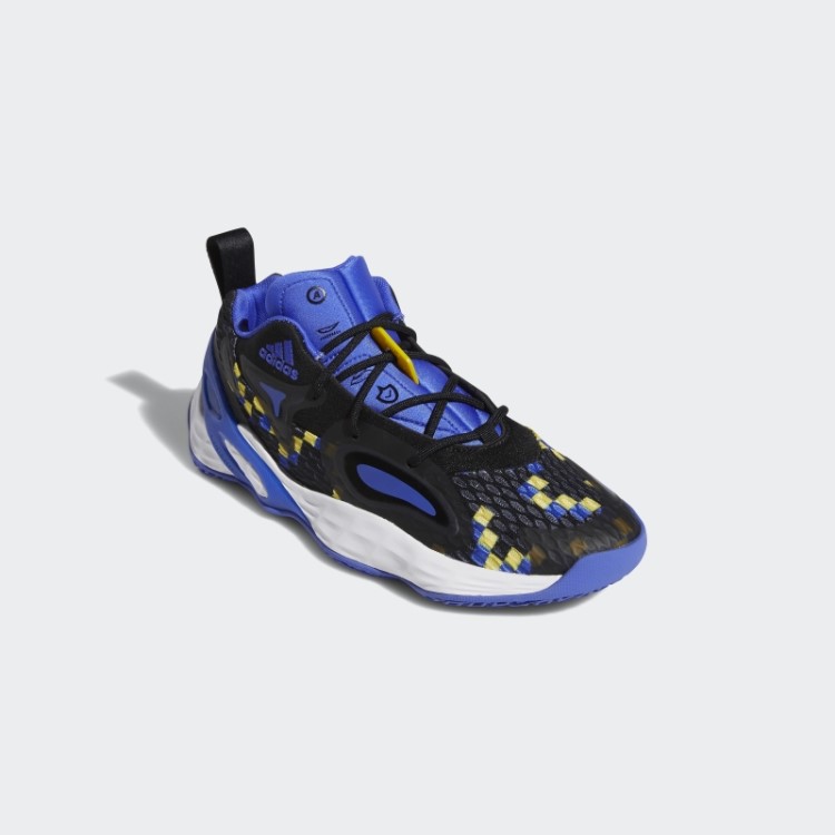 Adidas Black Exibe Um Tênis