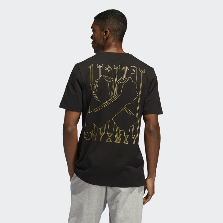 Camiseta Estampada Pantera Preta Adidas Preta