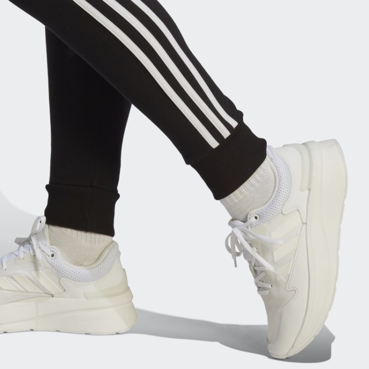Calça Adidas Black Essentials 3 Listras French Terry Com Punho