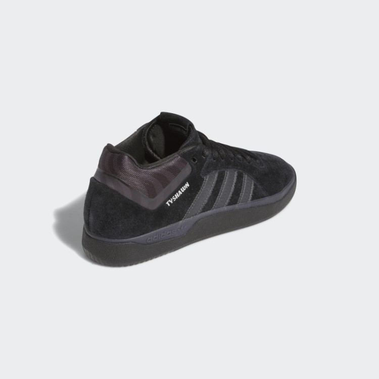 Tênis Adidas Tyshawn X Spitfire Preto