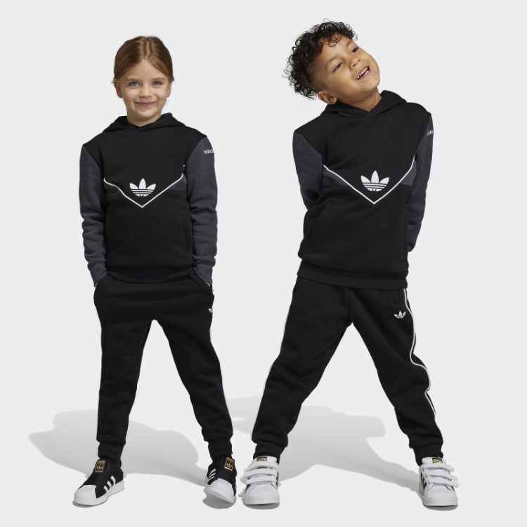 Conjunto De Moletom Adidas Adicolor Carbono