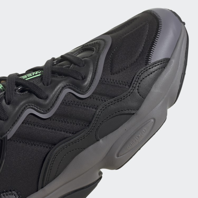 Sapatos Verdes Adidas Ozweego