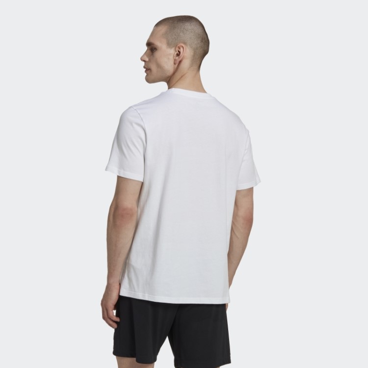 Camiseta Branca Com Logo De Futebol Adidas