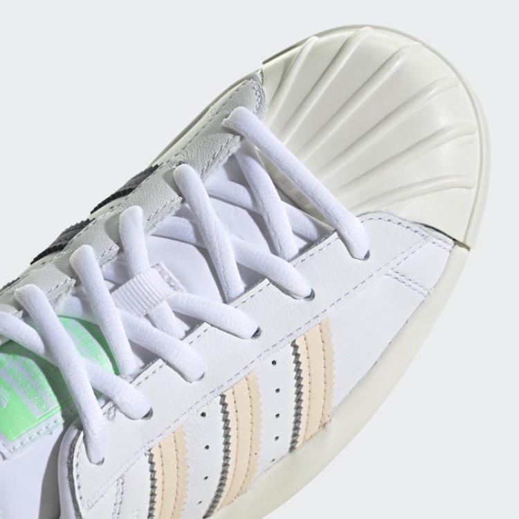 Sapatos Superstar Ayoon Branco Adidas