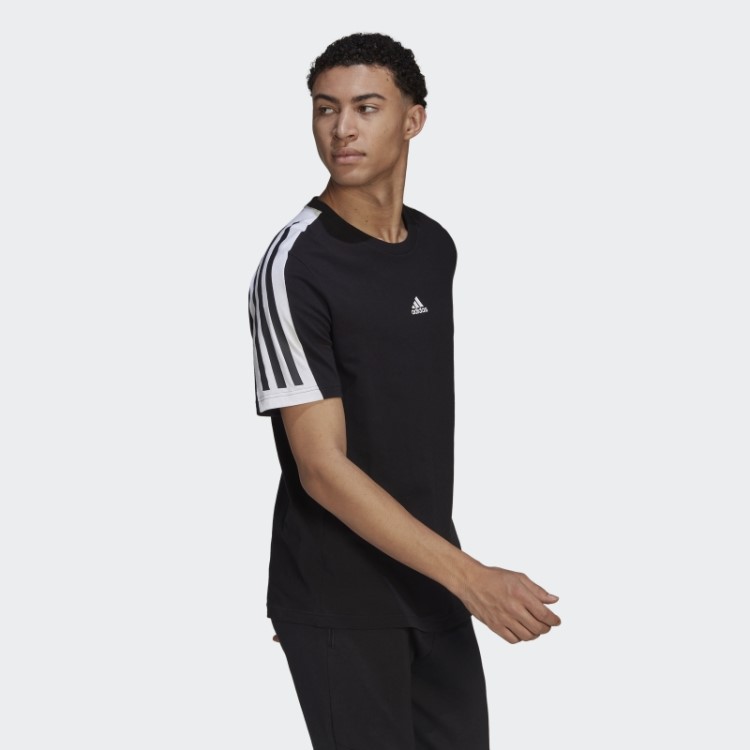 Camiseta Preta Com As Três Listras Adidas Future Icons