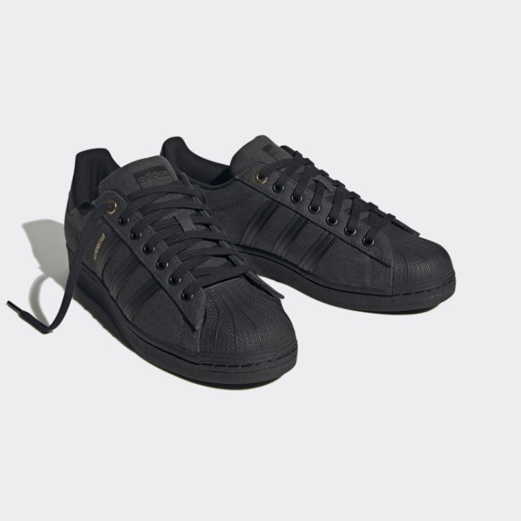 Sapatos Superstar De Carbono Adidas