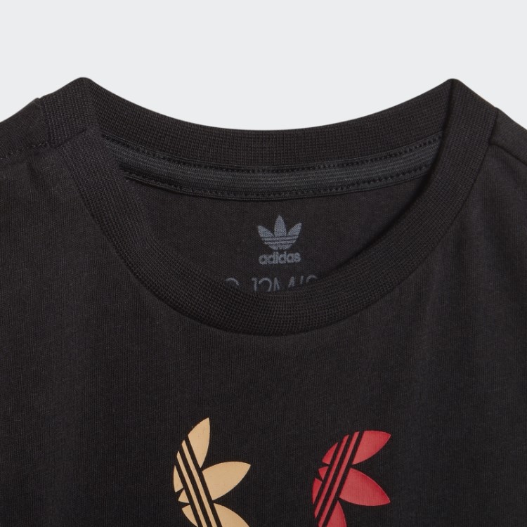 Camiseta Preta Adicolor Adidas