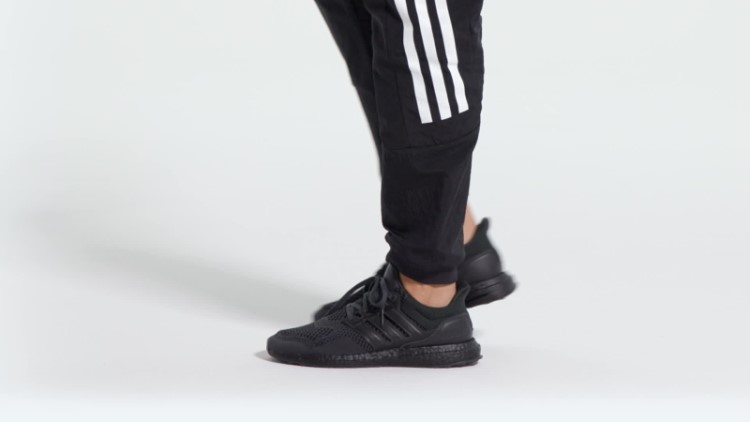 Tênis Adidas Ultraboost 1 Dna Em Carbono