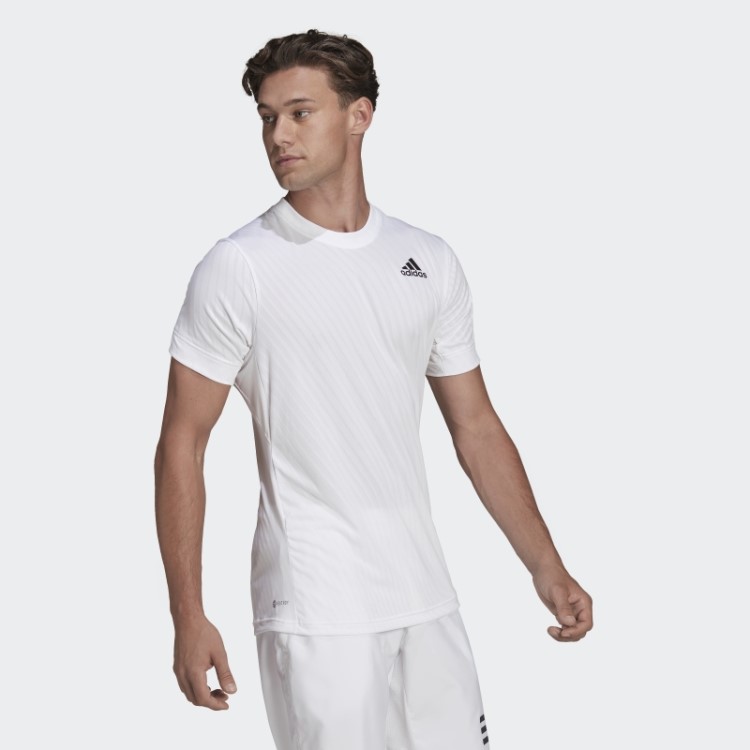 T-shirt Branca Elegante De Tênis Freelift Adidas