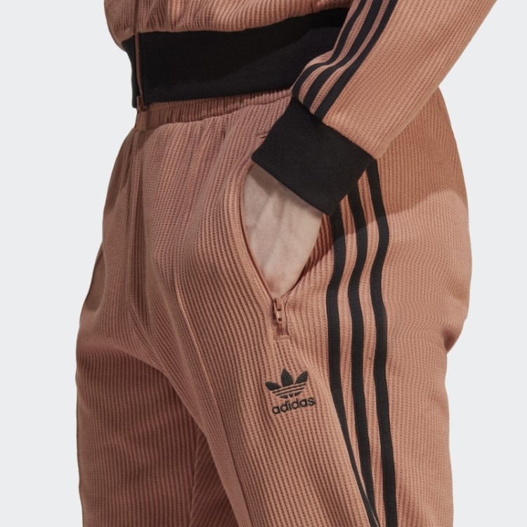 Calça Adidas Adicolor Classics Waffle Beckenbauer Clay