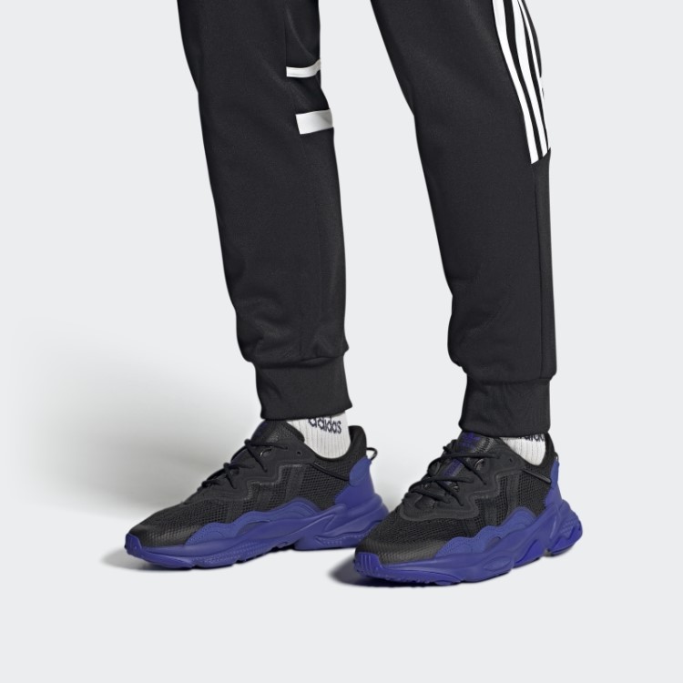 Sapatos Ozweego Adidas Preto