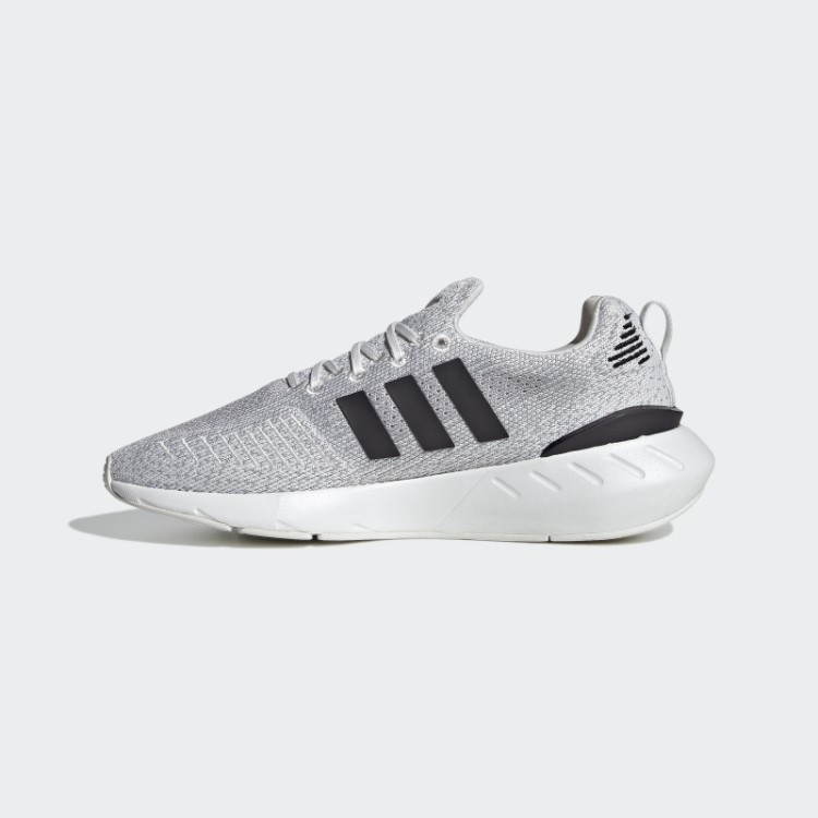 Tênis Adidas Preto Swift Run 22 Quente