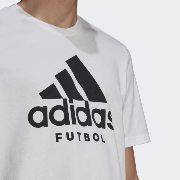 Camiseta Branca Com Logo De Futebol Adidas