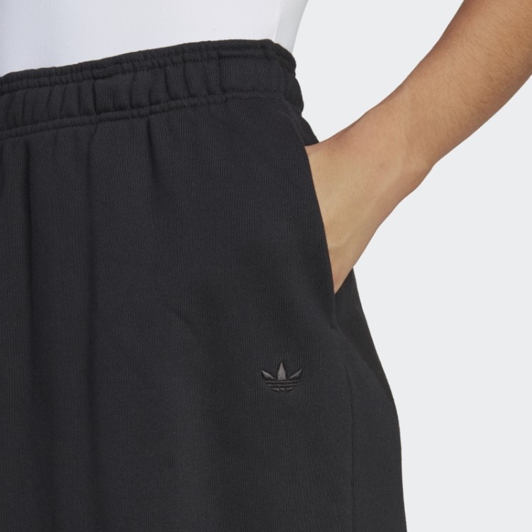 Saia Premium Essentials Preta Adidas