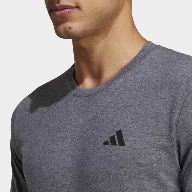 Camiseta De Treino Adidas Cinza Escuro Heather Train Essentials Feelready