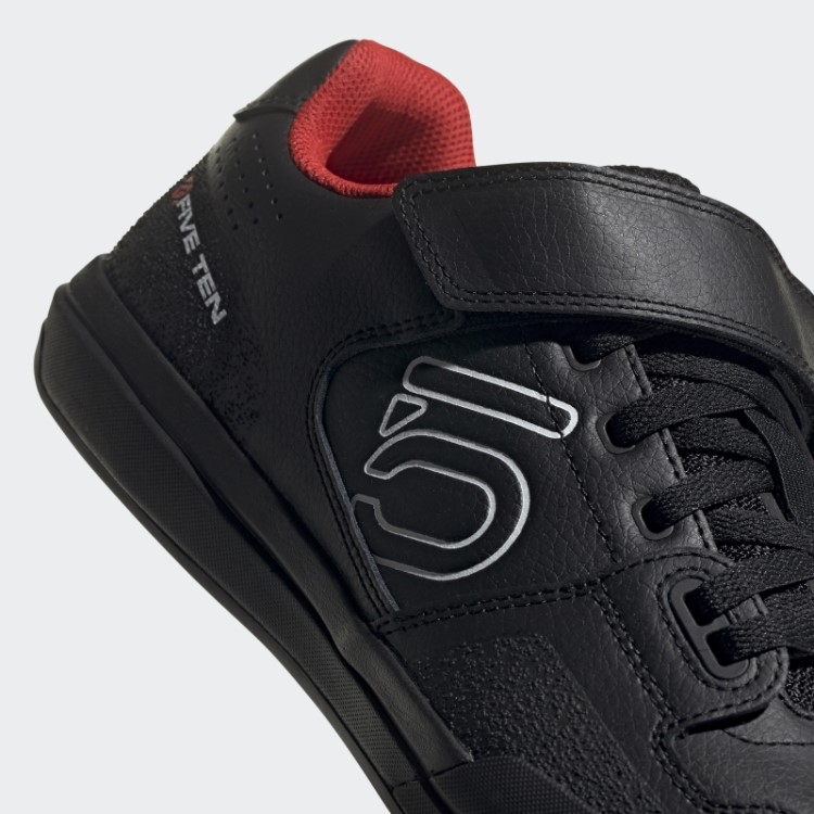 Elegantes Sapatos De Mountain Bike Adidas Five Ten Hellcat Brancos