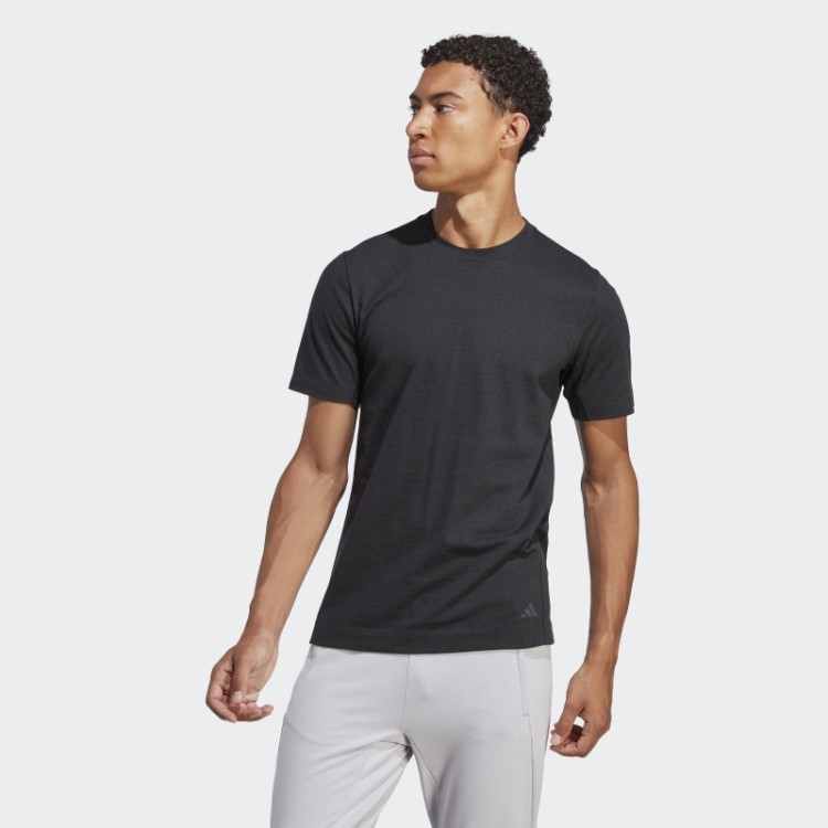 Camiseta Elegante Para Treino De Ioga Adidas Preta