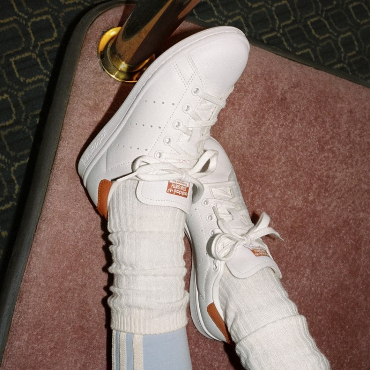Sapato Adidas Stan Red Smith