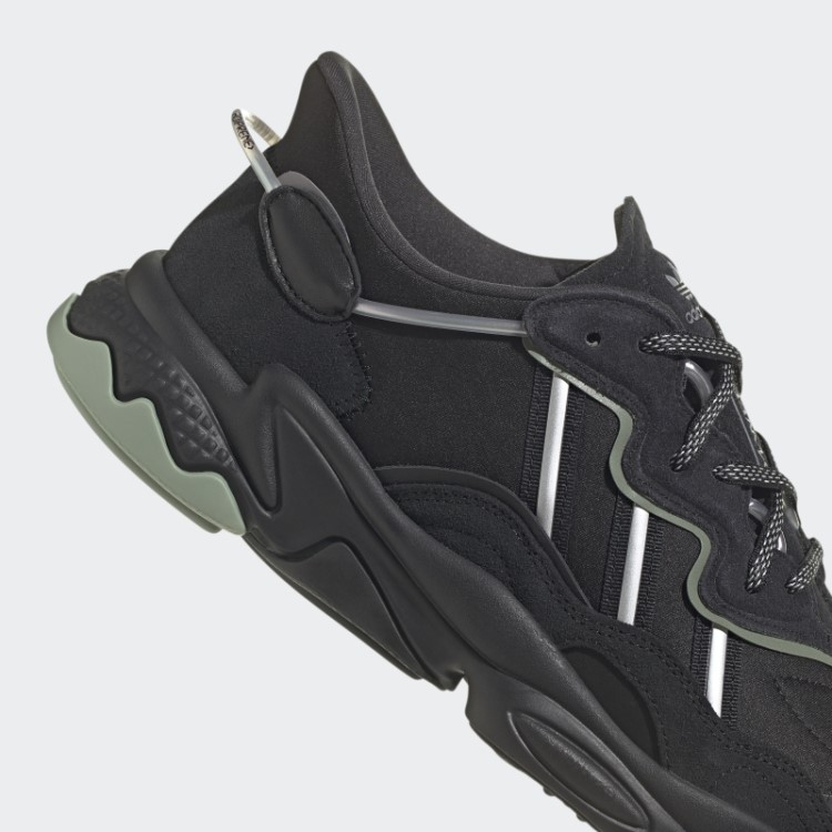 Sapatos Adidas Ozweego Prata
