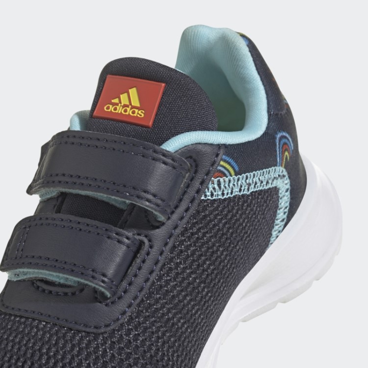 Tênis Adidas Tensaur Run Com Duas Tiras De Velcro E Tinta