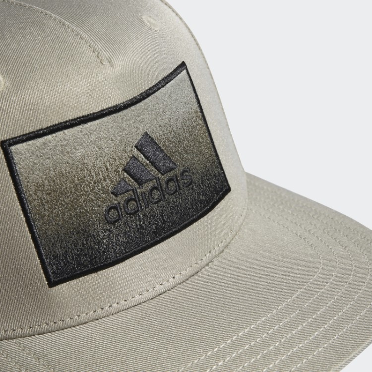 Boné Adidas Snapback Com Logo Prateado Pebble