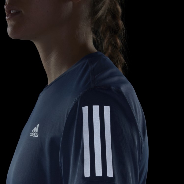 Adidas Steel Possui A Camiseta Run