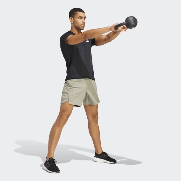 Shorts De Treino Com Estampa Pu Prata Pebble Adidas