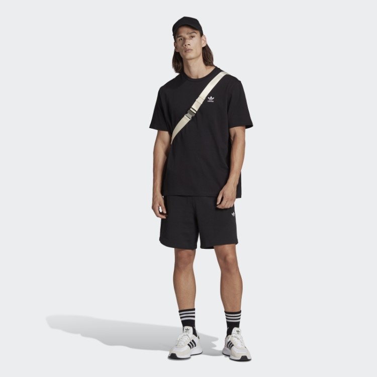 Camiseta Adidas Adicolor Classics Nas Costas E Na Frente Com Trevo Quadrado Preto