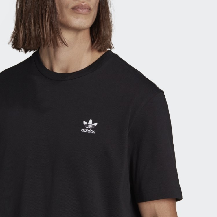 Camiseta Adidas Adicolor Classics Nas Costas E Na Frente Com Trevo Quadrado Preto
