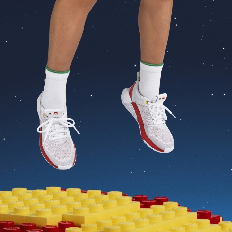 Sapatos Brancos Adidas X Lego Sport Pro